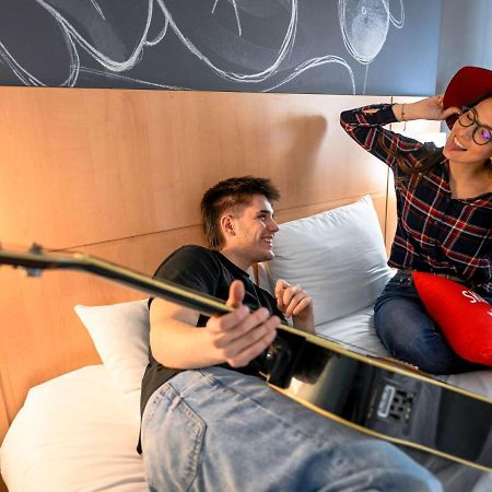 Ibis Skopje City Center Εξωτερικό φωτογραφία