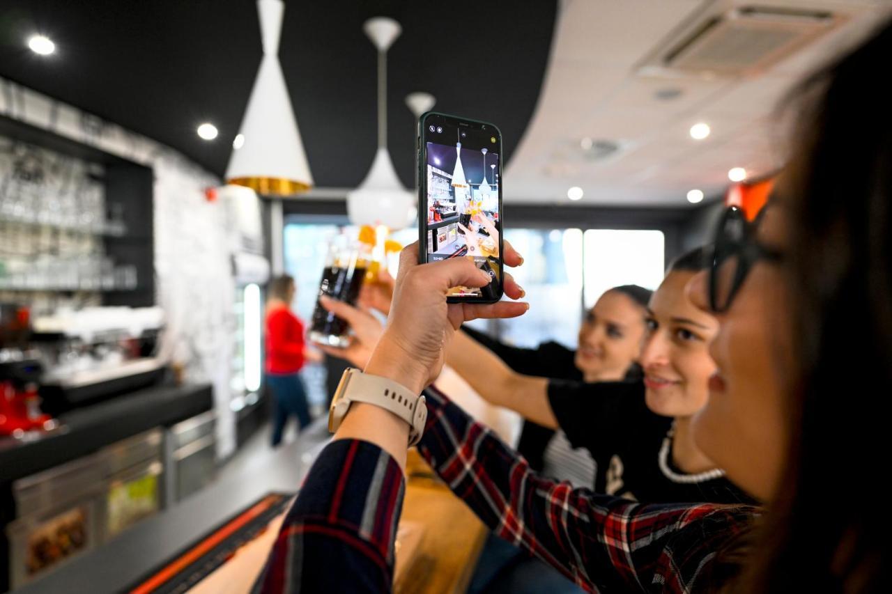 Ibis Skopje City Center Εξωτερικό φωτογραφία